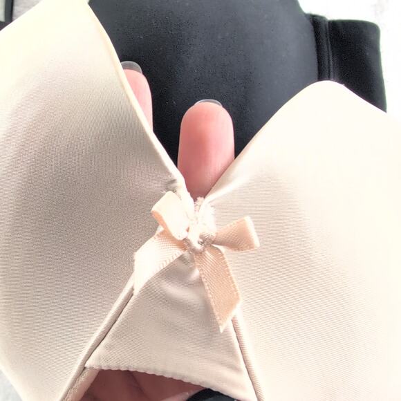 Victoria's Secret (2)Wired Unpadded Demi/BodyByVictoria Bras Size36DD Nude/Black - Picture 4 of 9